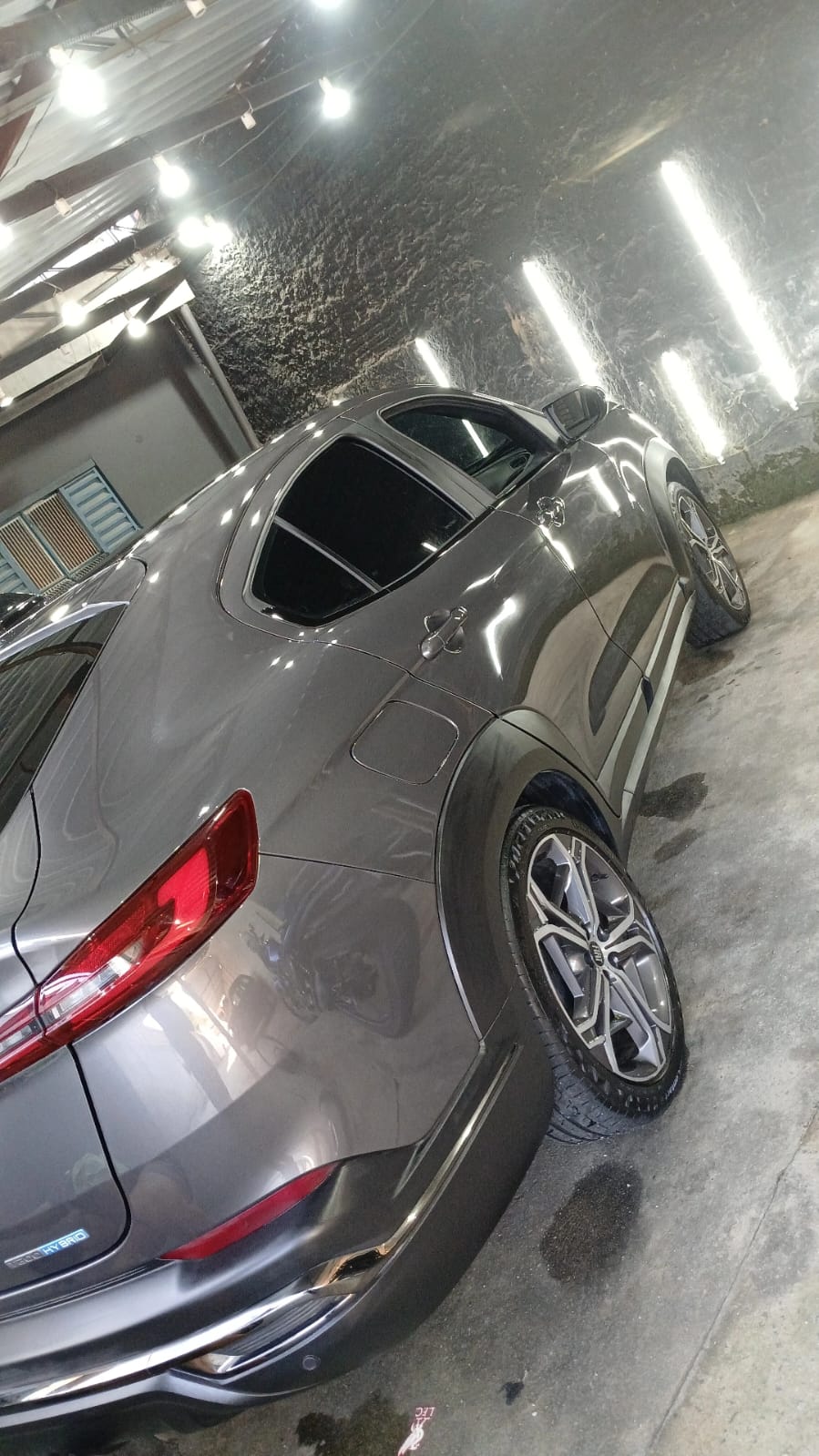 fastback-depois limpa após lavagem na TG CAR